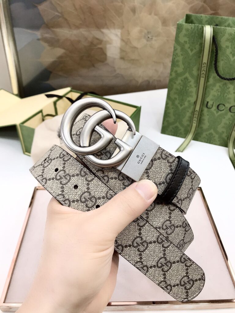 【在庫新登場】Gucci イタリアンテイストベルト「全長約 100cm」