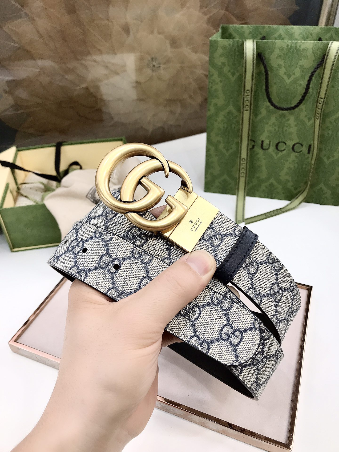 【在庫新登場】Gucci イタリアンテイストベルト「全長約 100cm」