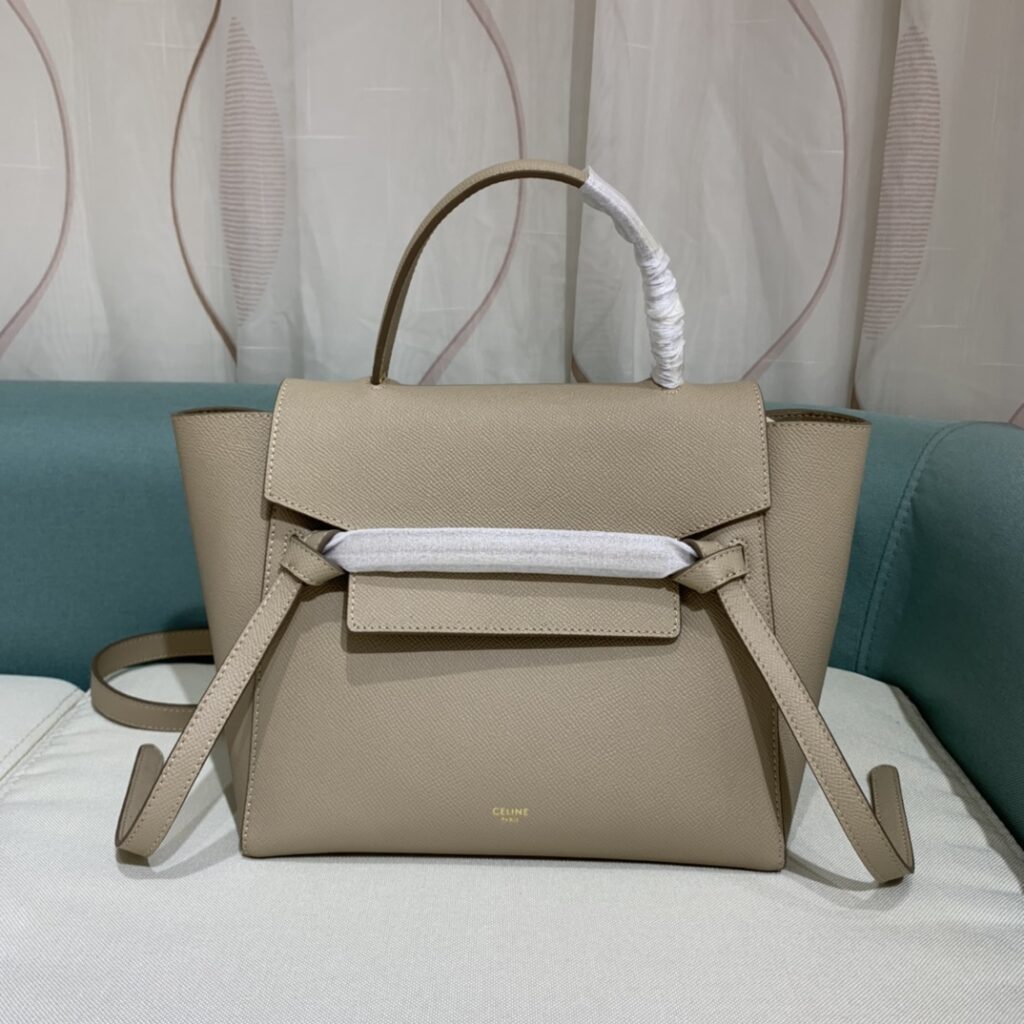 セリーヌ「Celine」Beltシリーズ マイクロサイズ レザーバッグ