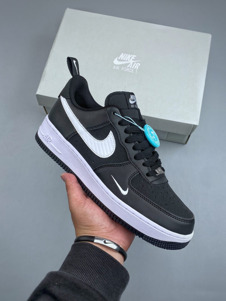ナイキ エア フォース 1 トレンドスニーカー「Nike Air Force 1」