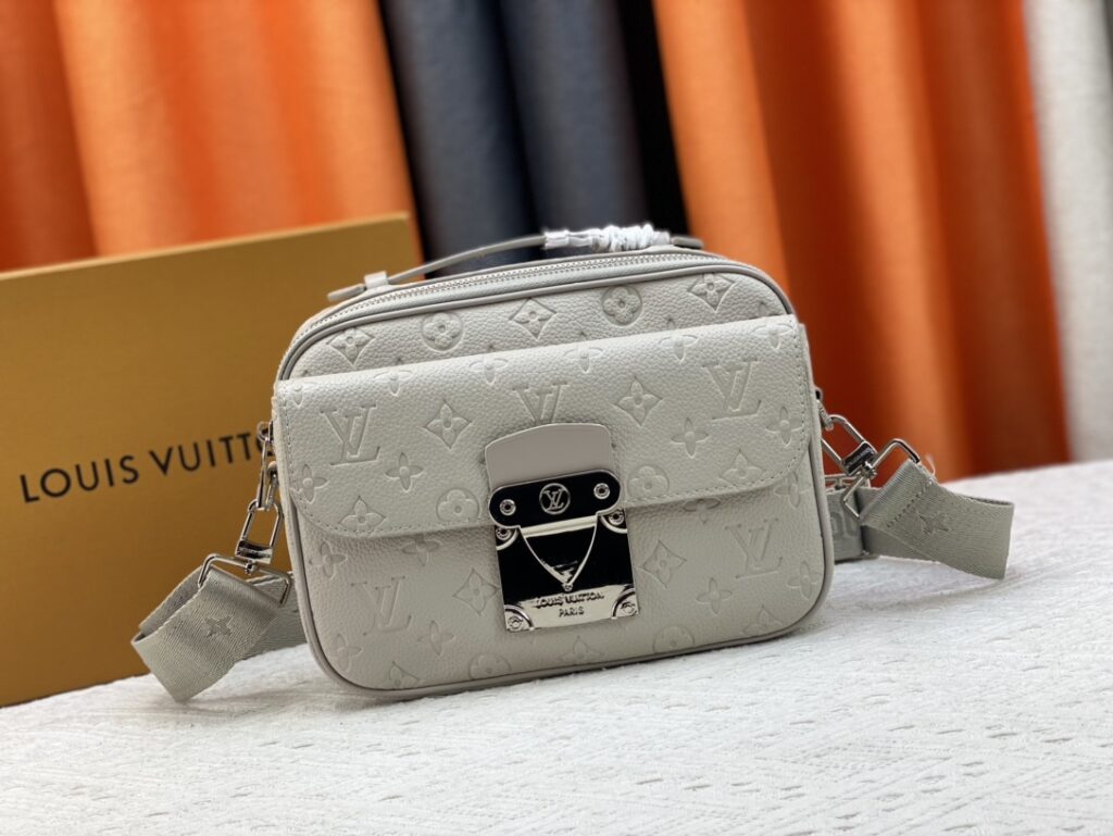 ルイ・ヴィトン「Louis Vuitton」S Lock メッセンジャーバッグ