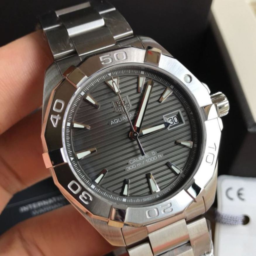 タグ・ホイヤー「TAG Heuer」アクアレーサー オートマティック メンズウォッチ40MM