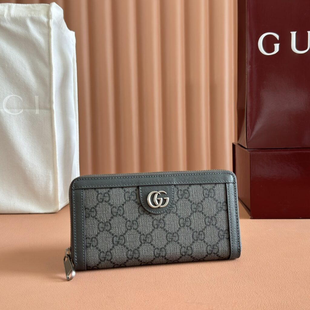 グッチ「Gucci」Softbit ホワイトレザー ショルダーバッグ