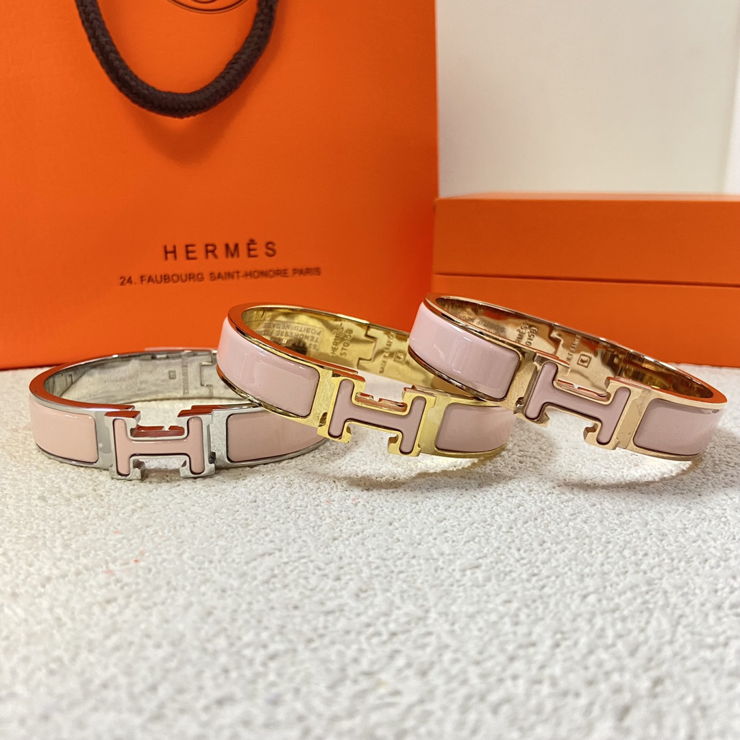 エルメス ブランドの象徴的なブレスレット