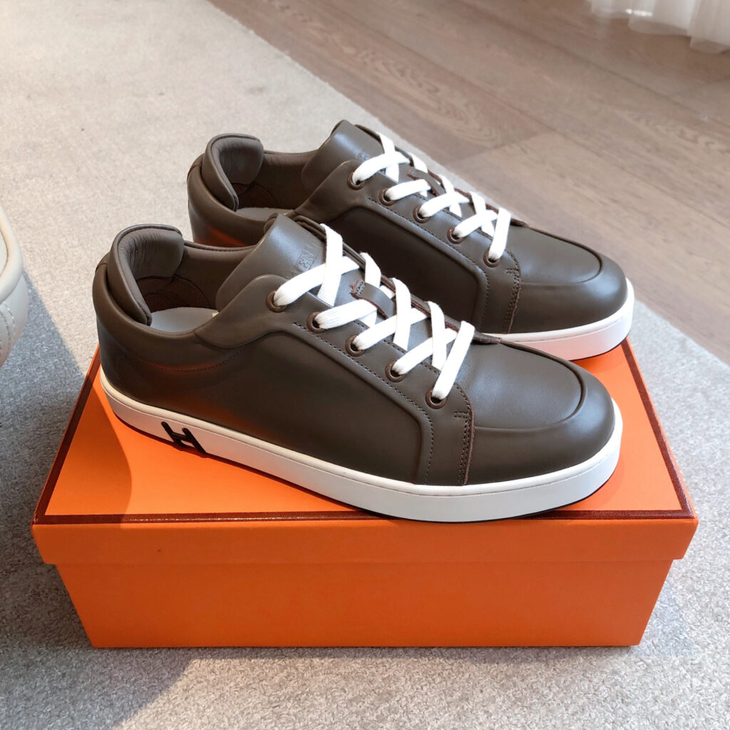 エルメス キッドシリーズ カジュアルスニーカー「Kid sneaker」
