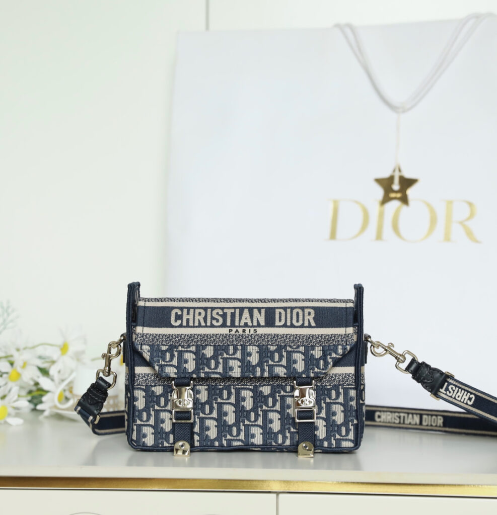 ディオール「Dior」メールバッグ コンパクト