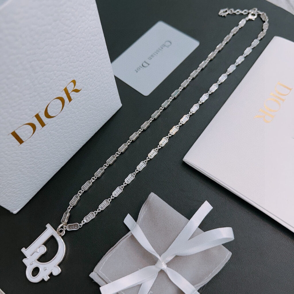 ディオール「Dior」Rock & Punk ヴィンテージ シルバーネックレス