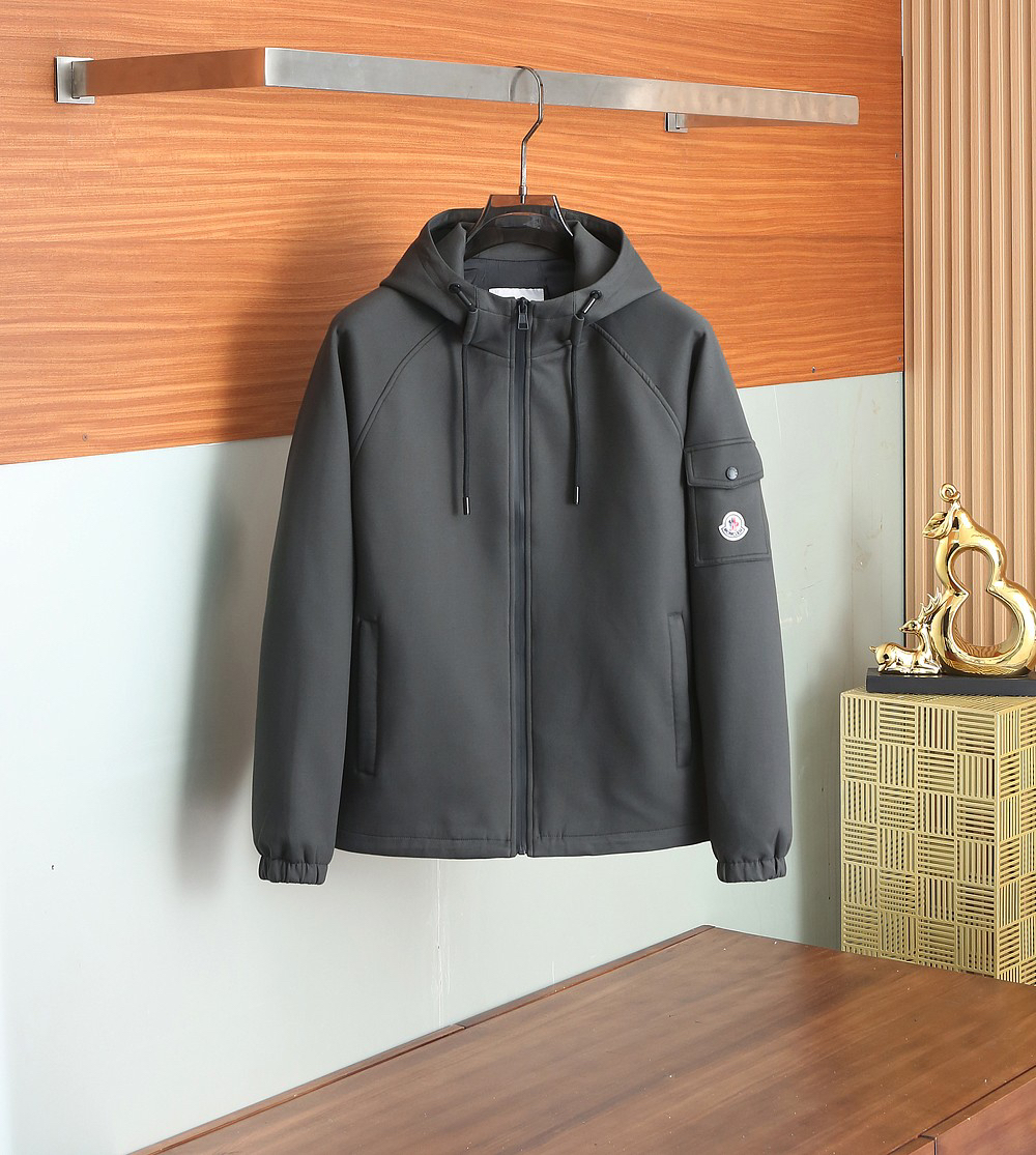モンクレール「Moncler」秋のフード付きジャケット