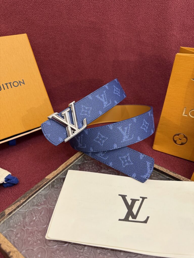 【日本未入荷】ルイヴィトン LV Dimension 両面使いベルト 40mm（全長約 100cm）