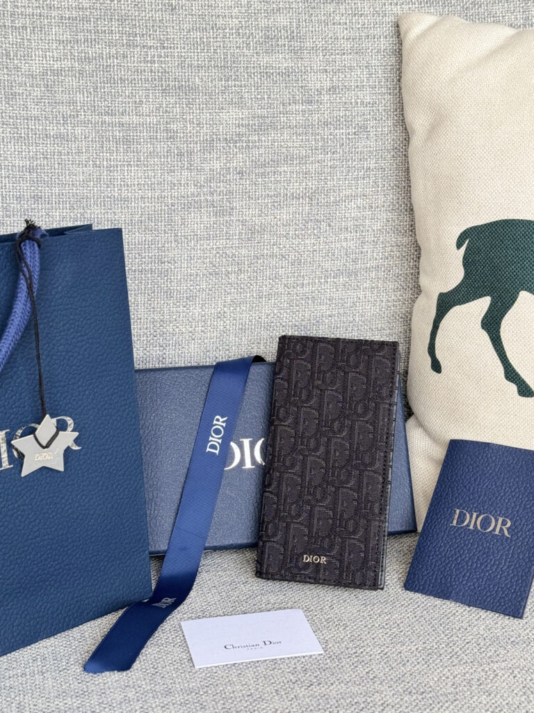 ディオール「Dior」Oblique モチーフ レザー コンパクト ロングウォレット