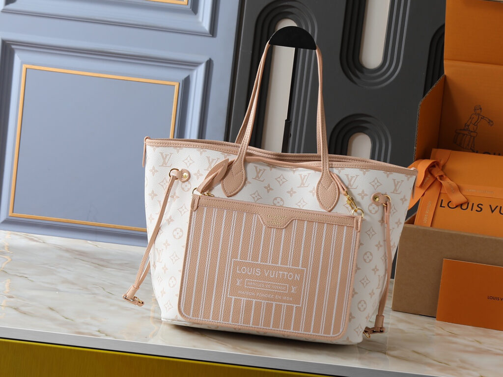 ルイ・ヴィトン ネヴァーフル･インサイドアウト BB/MM バッグ「Neverfull Bag」