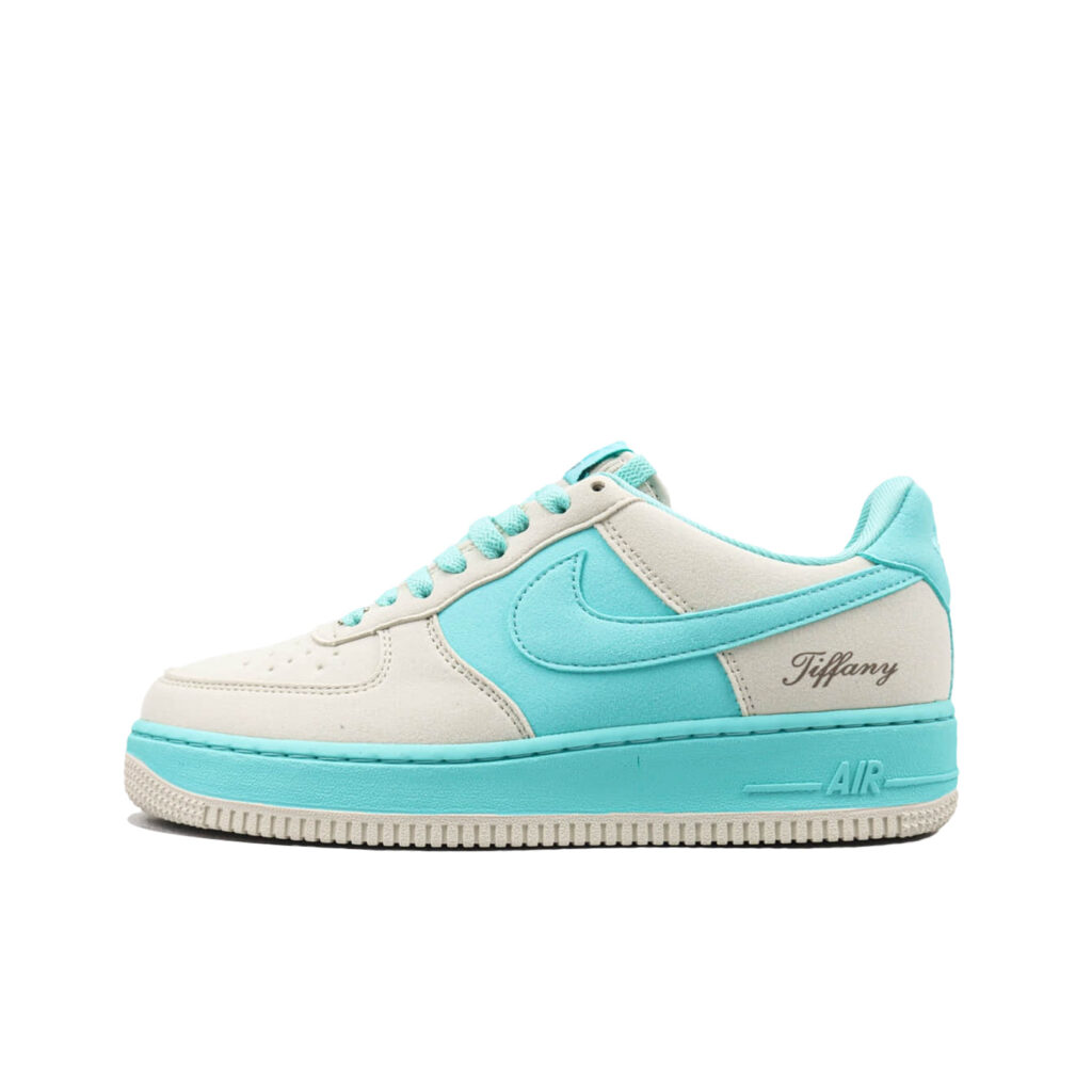 「コラボモデル」Tiffany & Co. x Nike Air Force 1 Low スニーカー