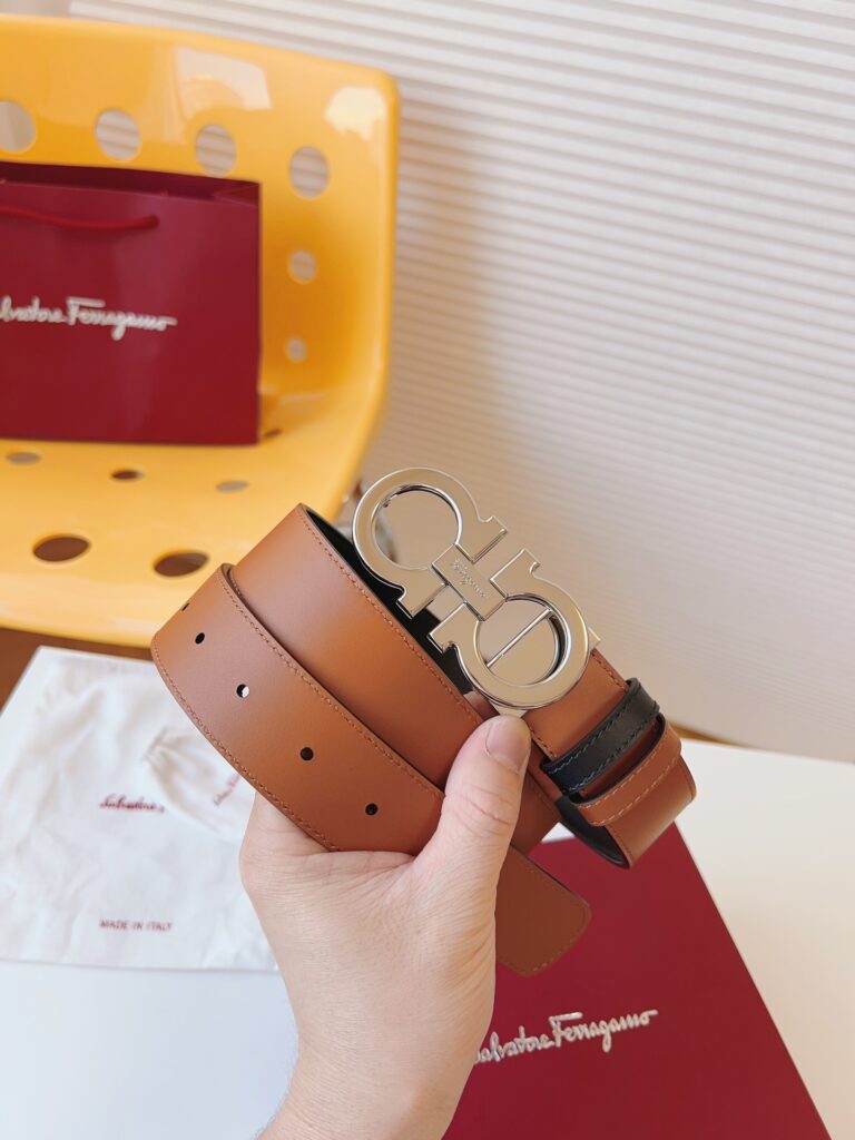 【新規倉庫入り】Salvatore Ferragamo 職人仕上げ高級ベルト「全長約 100cm」