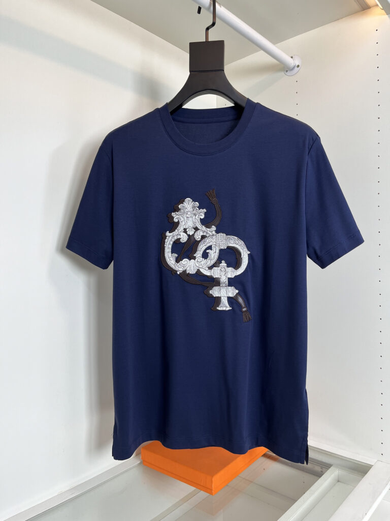 エルメス「Hermès」 クルーネックTシャツ 軽やかな着心地 春夏新作