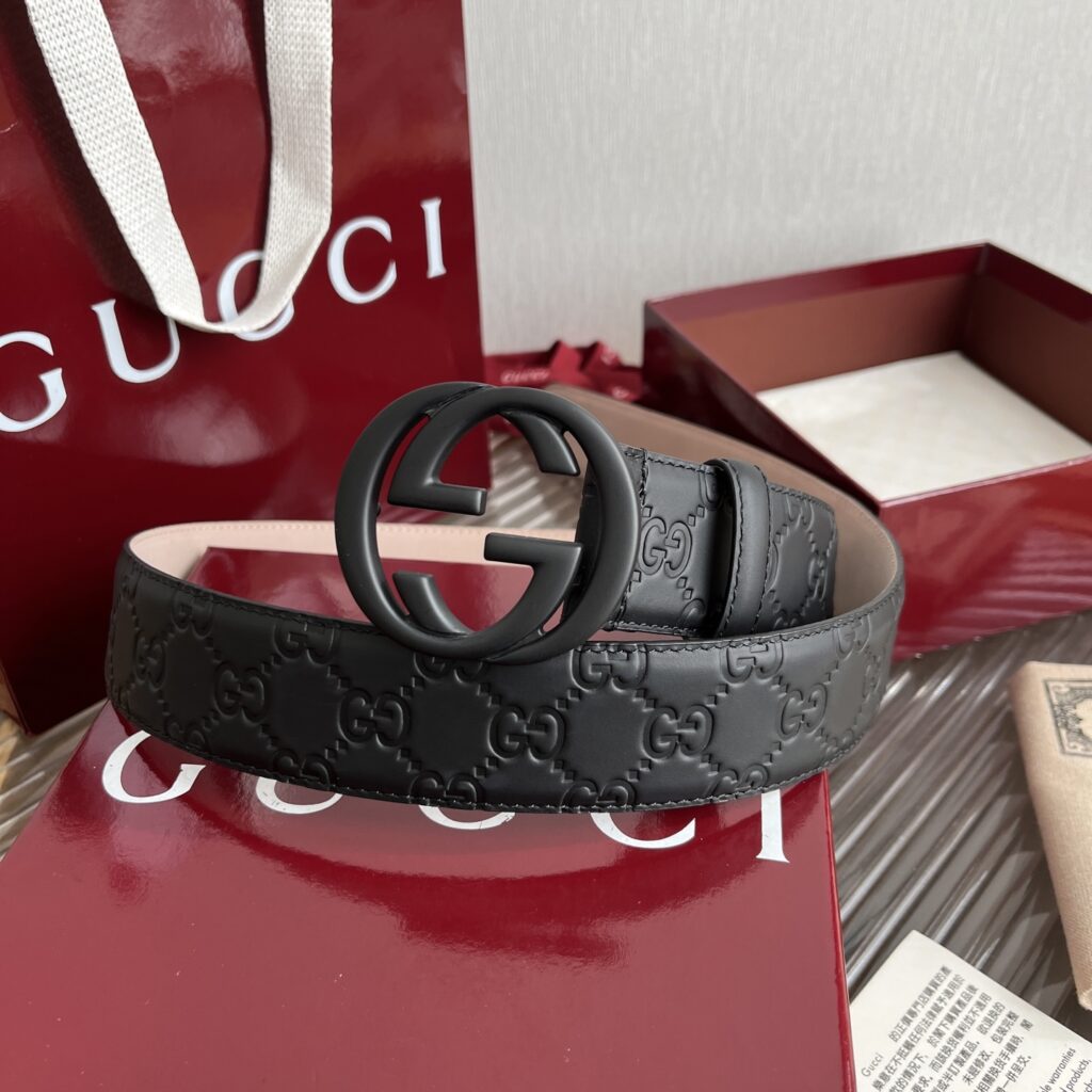 【在庫新登場】Gucci イタリアンテイストベルト「全長約 100cm」