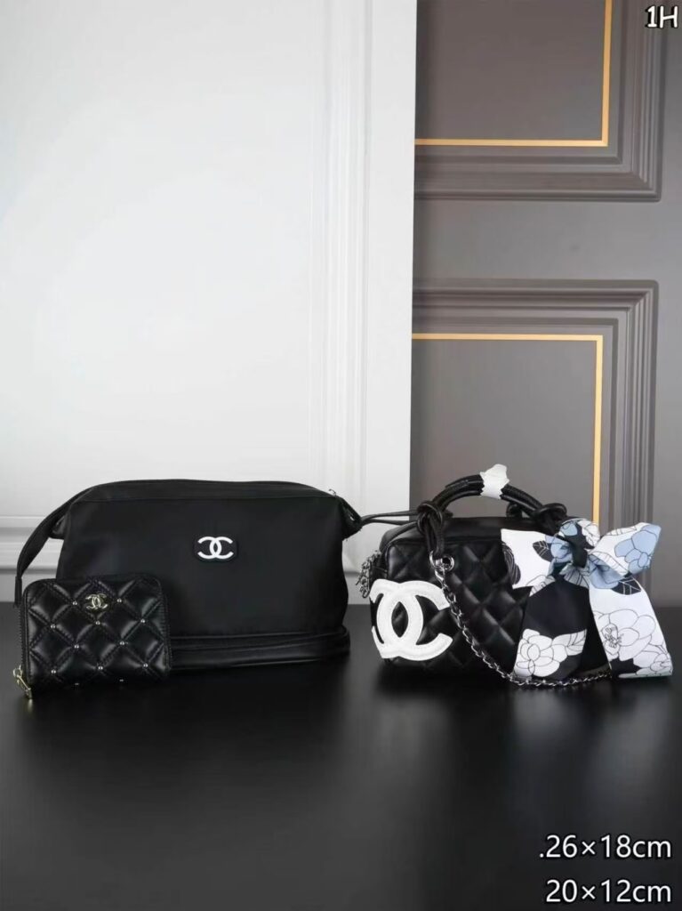 「シャネル」CHANEL メイクポーチ＋ミニボストンバッグ＋財布 3 点セット 限定セール 大人気販売中