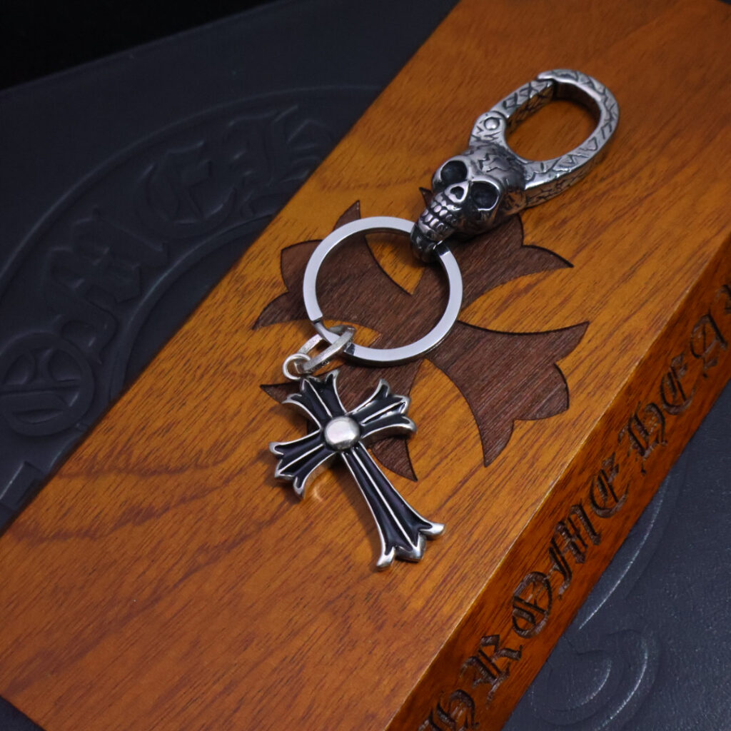 クロムハーツ「Chrome Hearts」キーホルダー＆バッグチャーム - トレンドシンボル