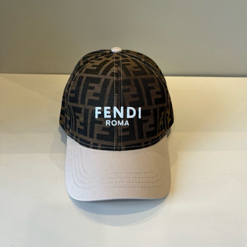 フェンディ「Fendi」カジュアル ベースボールキャップ
