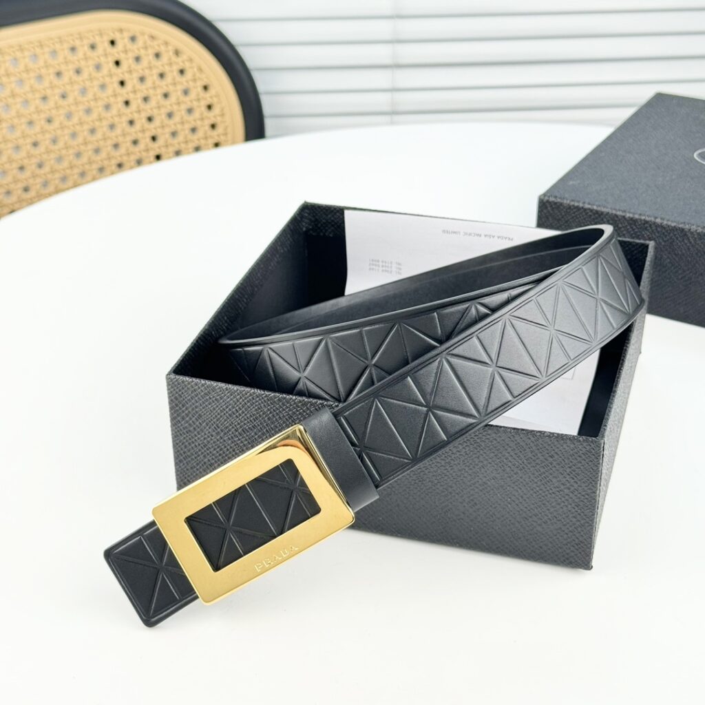 【高級品倉庫到着】Prada イタリアンビジネスベルト「全長約 100cm」