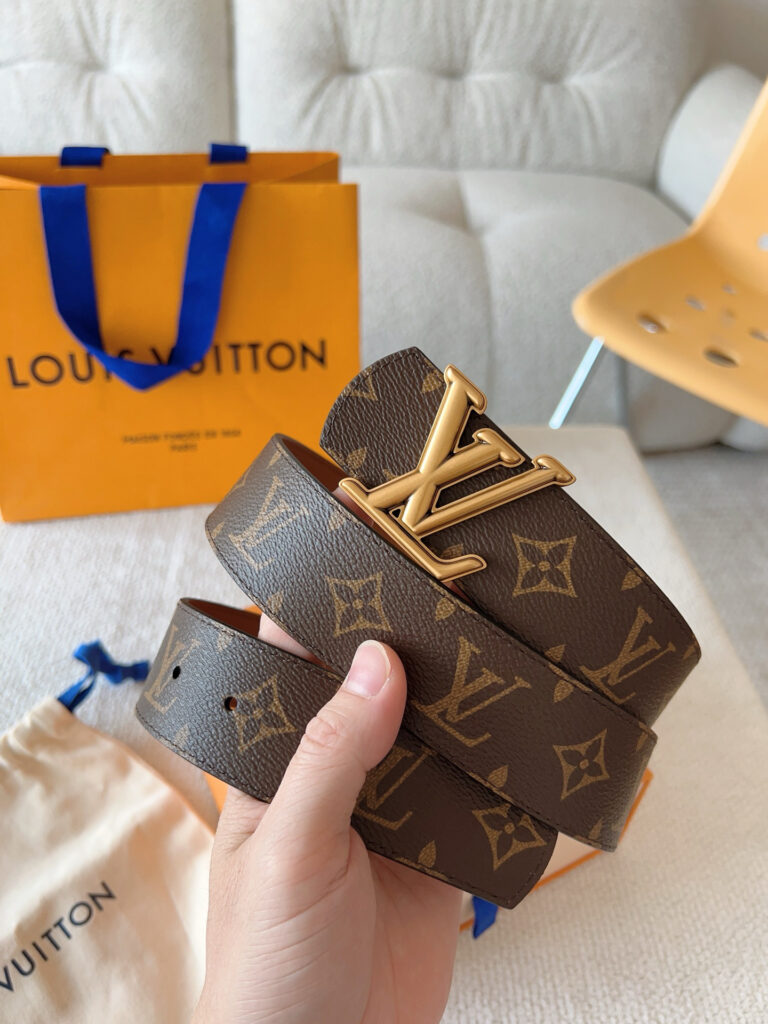 【新商品入荷】Louis Vuitton クラシックハイクオリティベルト「全長約 100cm」