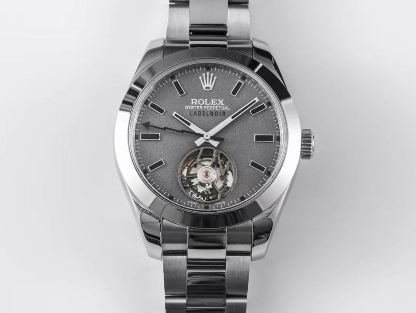 ロレックス ミルガウス 耐磁性能 クロノメーター 40MM