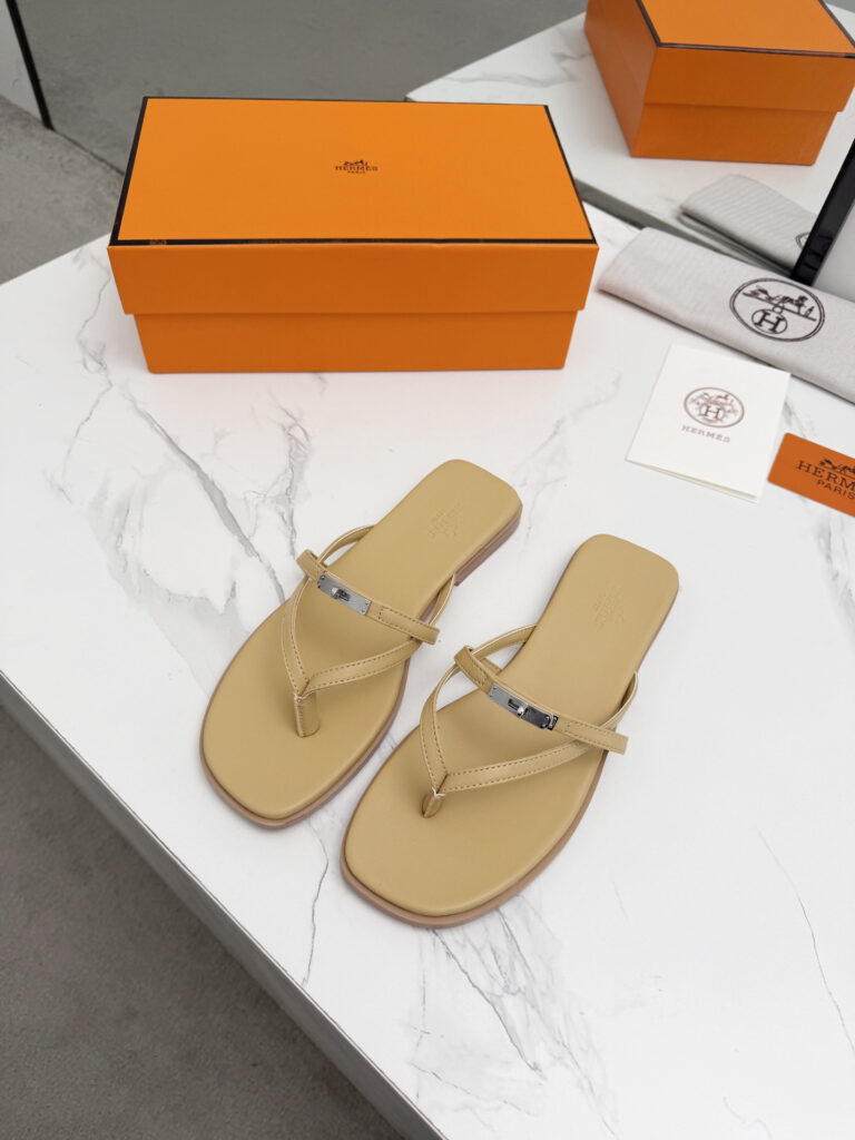 エルメス Hermès サマーモデル リラックスサンダル