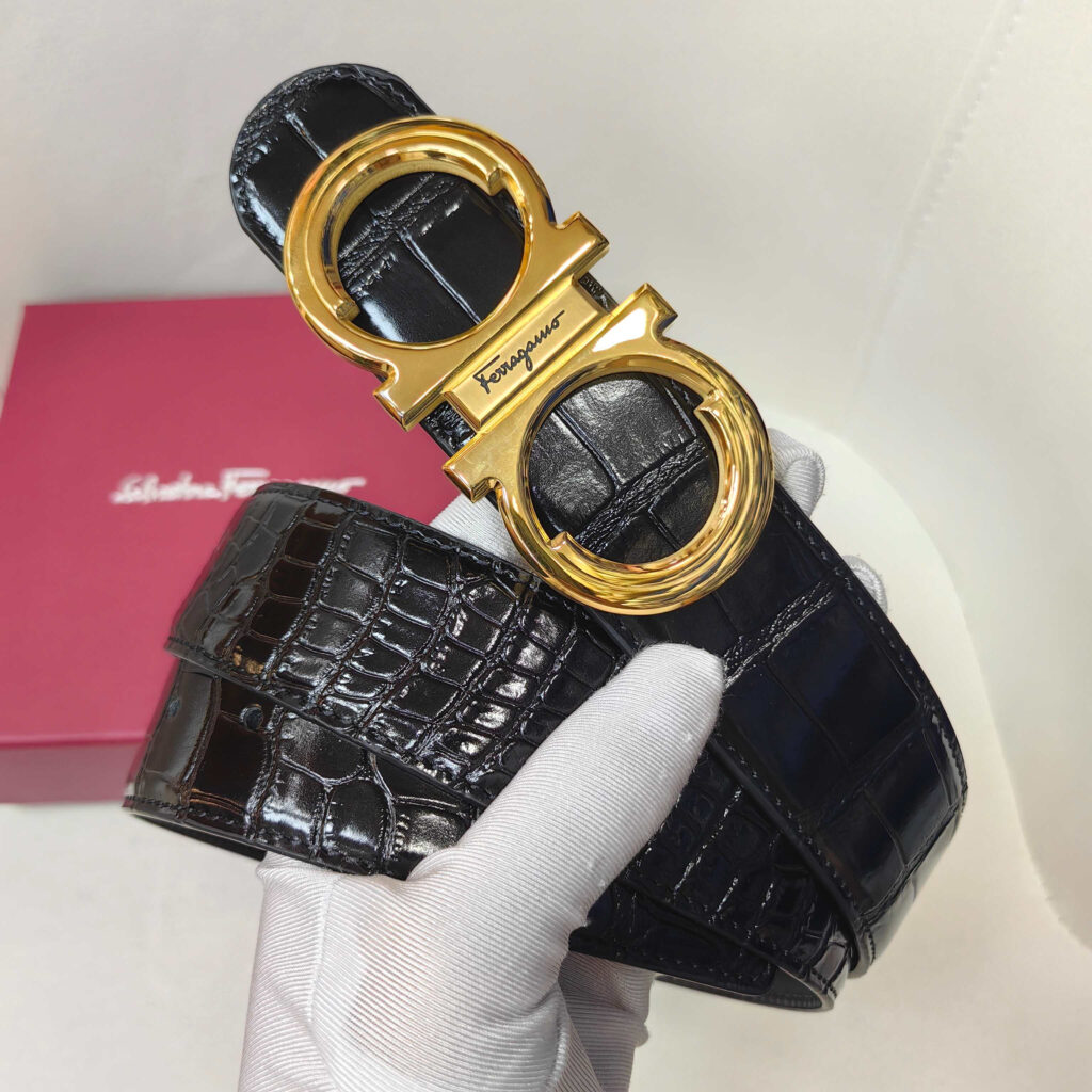 【新規倉庫入り】Salvatore Ferragamo 職人仕上げ高級ベルト「全長約 100cm」