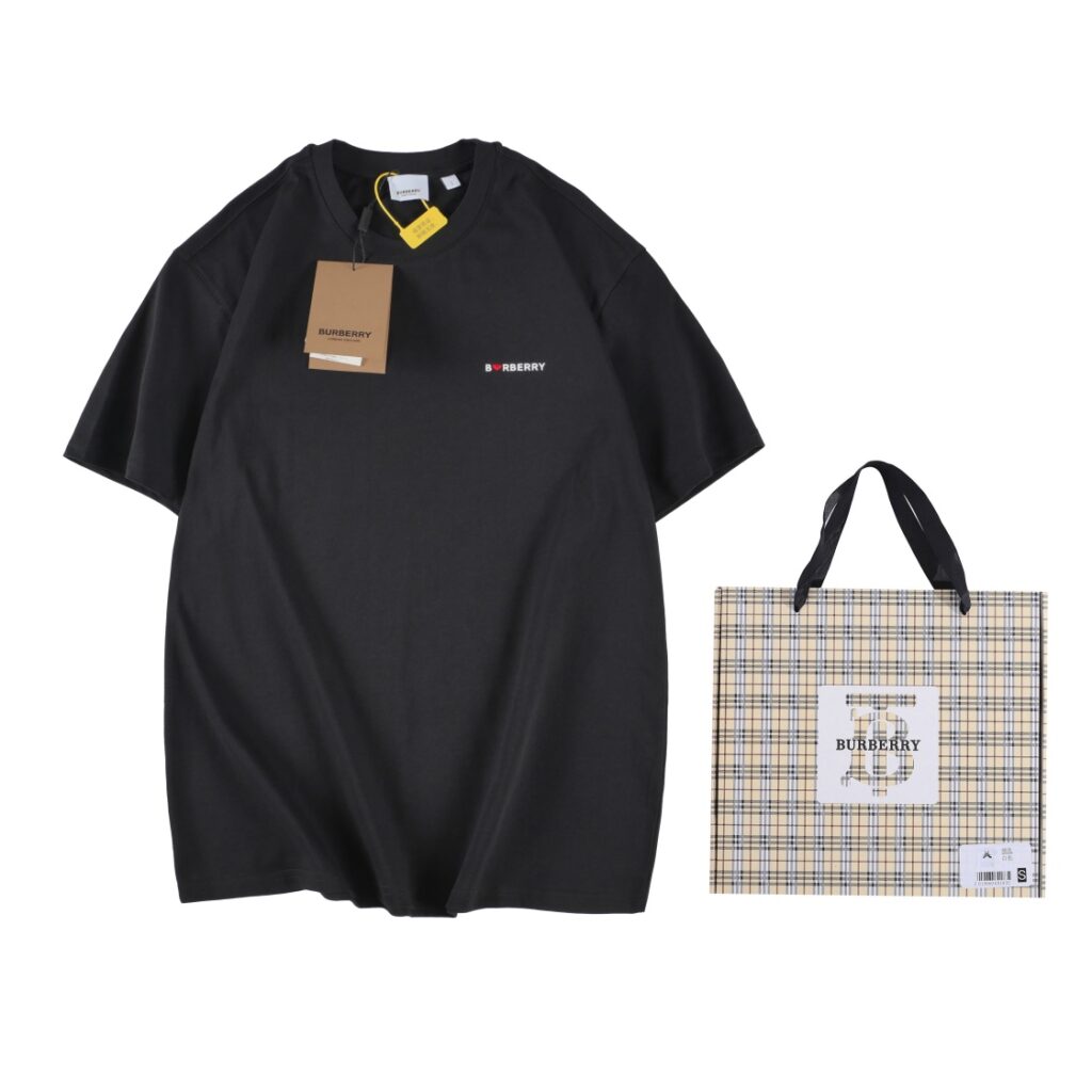 バーバリー Burberry ハート＆ホースロゴ プリント Tシャツ