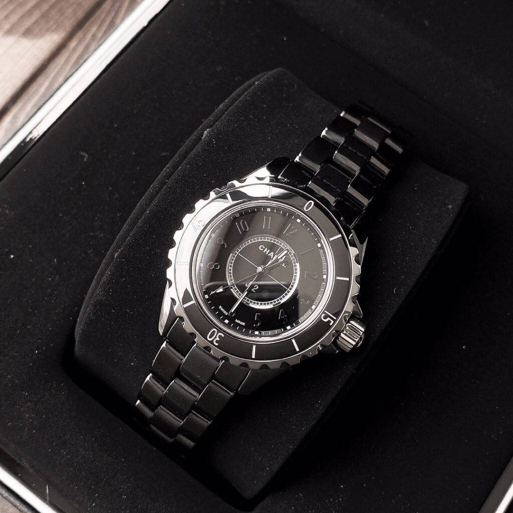 シャネル「Chanel」J12 キャリバー 33MM