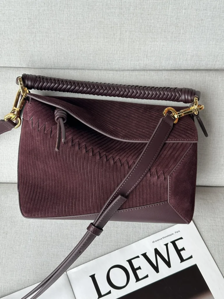 ロエベ「Loewe」秋冬 コケ原グリーン トランペット牛革 Puzzle ハンドバッグ