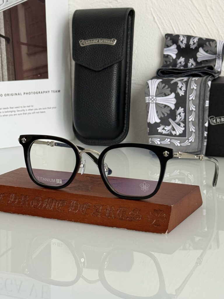 【希少新作】Chrome Hearts クロムハーツ ハードデザインサングラス「限定モデル」