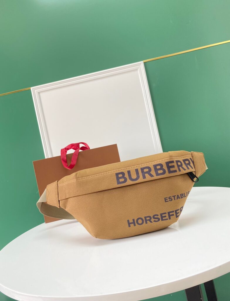 バーバリー「Burberry」アーカイブストリート ウエストバッグ