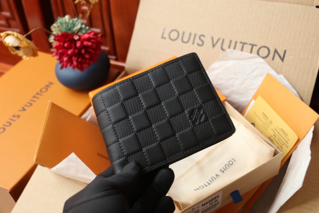 ルイ・ヴィトン ポルトフォイユ･ミュルティプル