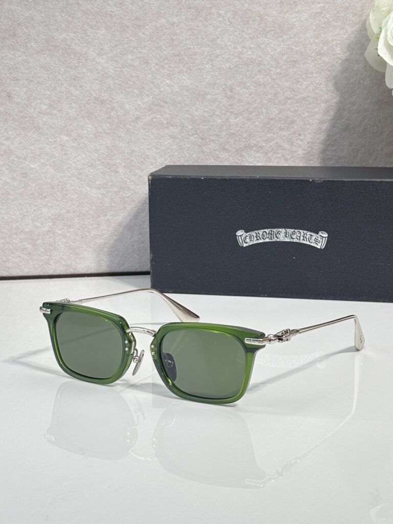 【希少新作】Chrome Hearts クロムハーツ ハードデザインサングラス「限定モデル」