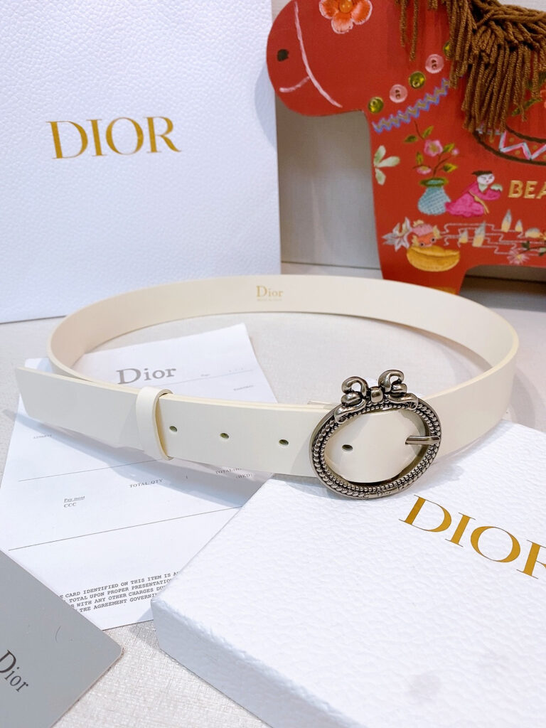 【注目新作】Dior ビジネスカジュアルベルト「全長約 100cm」