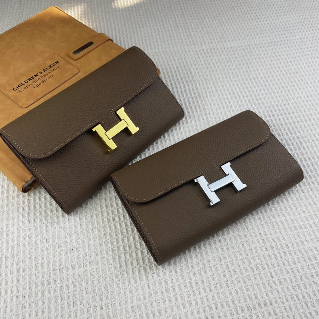 【限定新入荷】Hermès 高級レザー長財布「Constance Wallet」