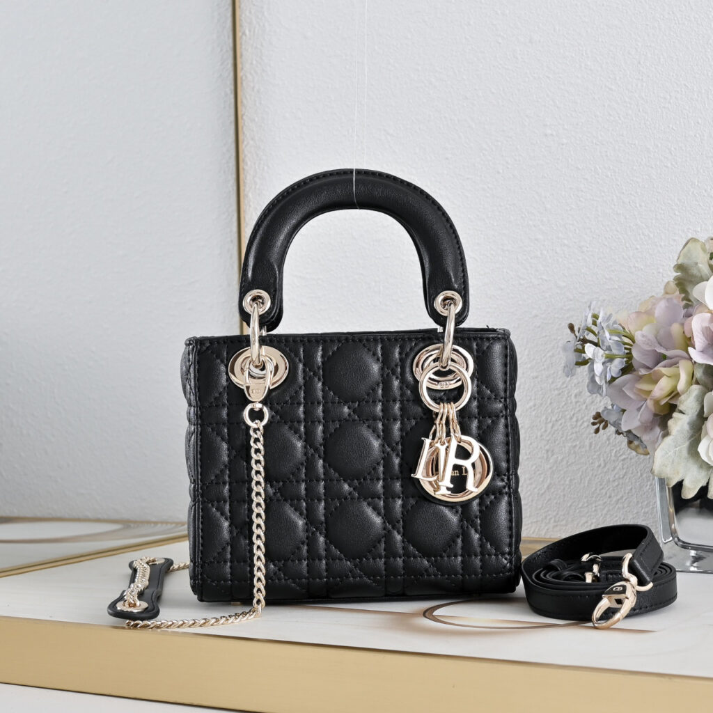 【人気コレクション】レディ ディオール バッグ「Lady Dior Bag」