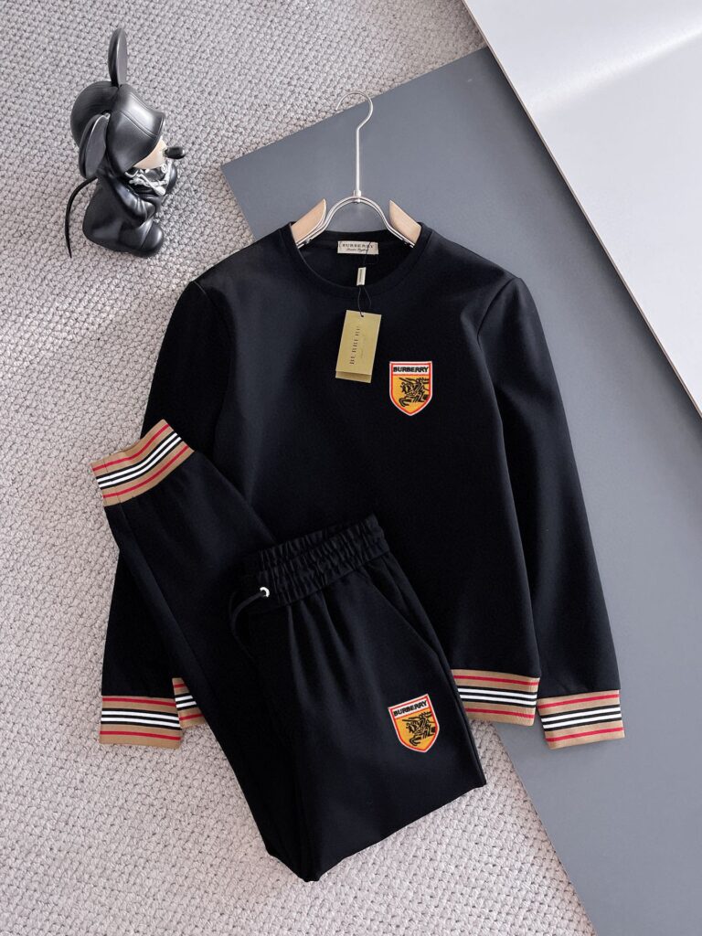 バーバリー「Burberry」メンズ カジュアルスポーツセット