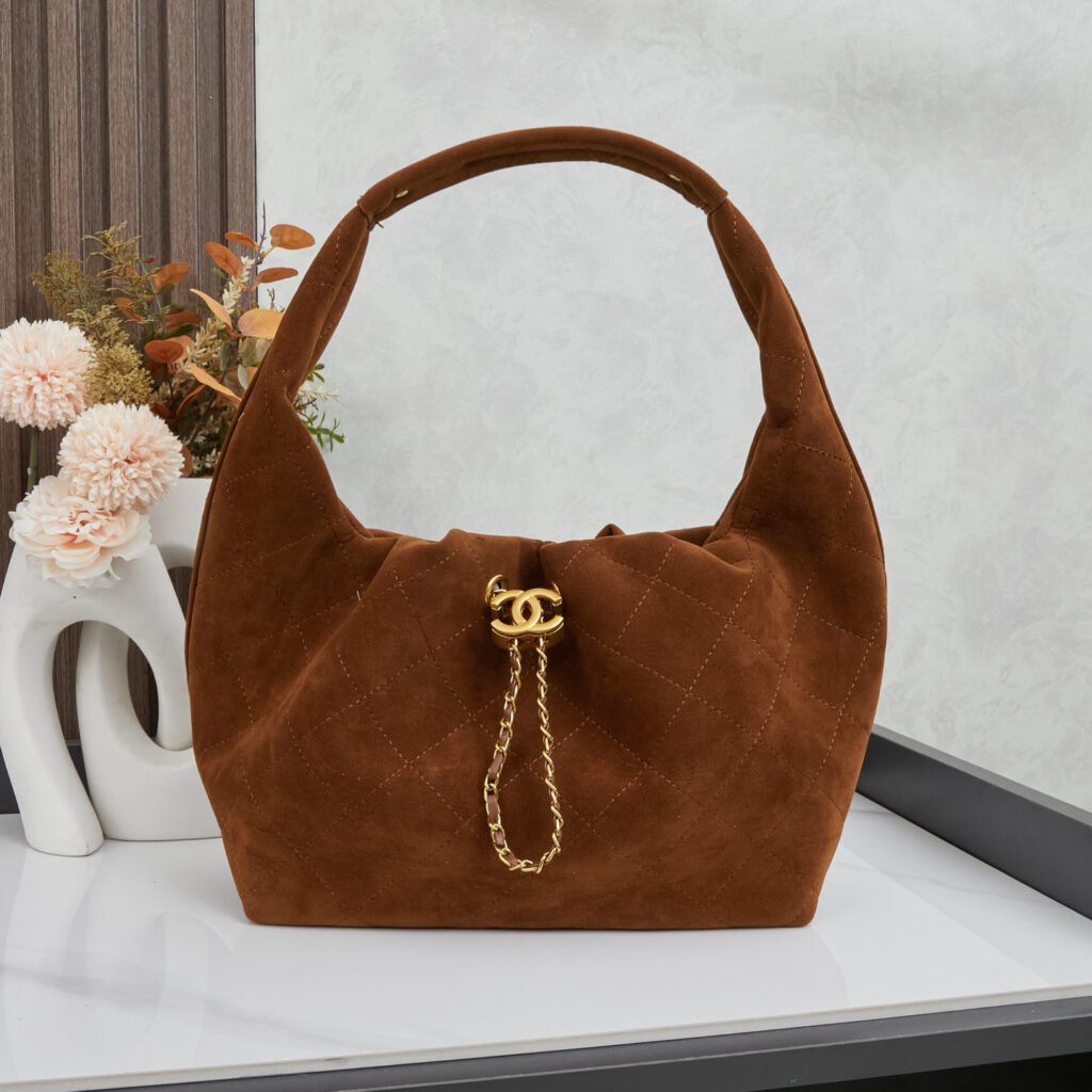 シャネル ホーボー バッグ「Hobo Bag」