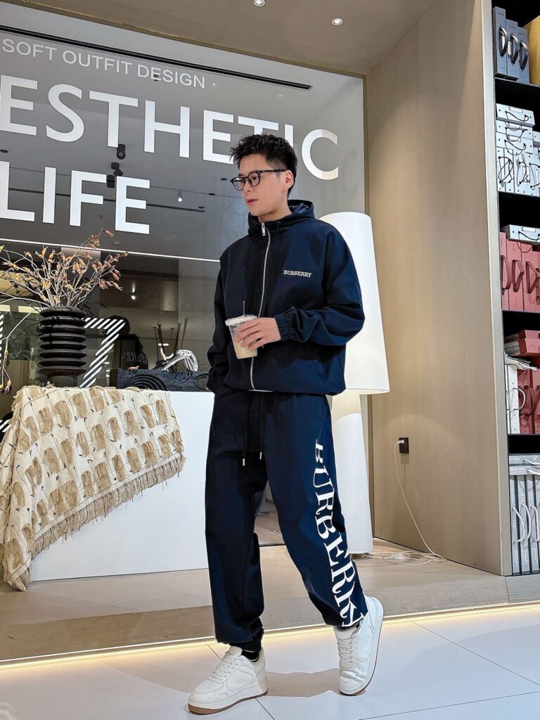 バーバリー「Burberry」秋冬 メンズ カジュアルスポーツセット
