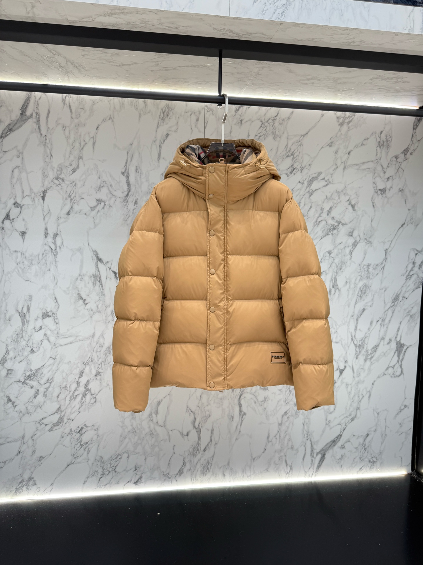 バーバリー「Burberry」秋冬ファッションフード付きダウンジャケット