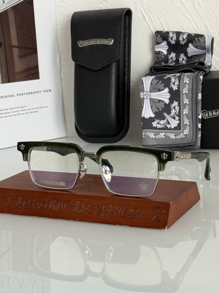 【希少新作】Chrome Hearts クロムハーツ ハードデザインサングラス「限定モデル」
