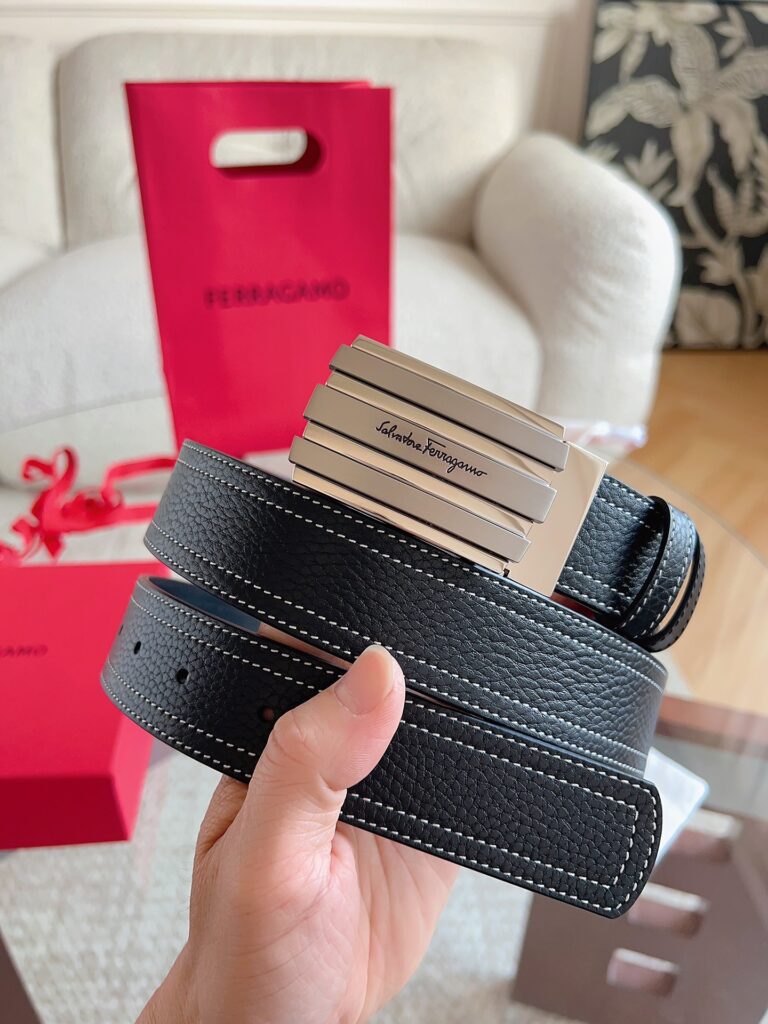 【新規倉庫入り】Salvatore Ferragamo 職人仕上げ高級ベルト「全長約 100cm」