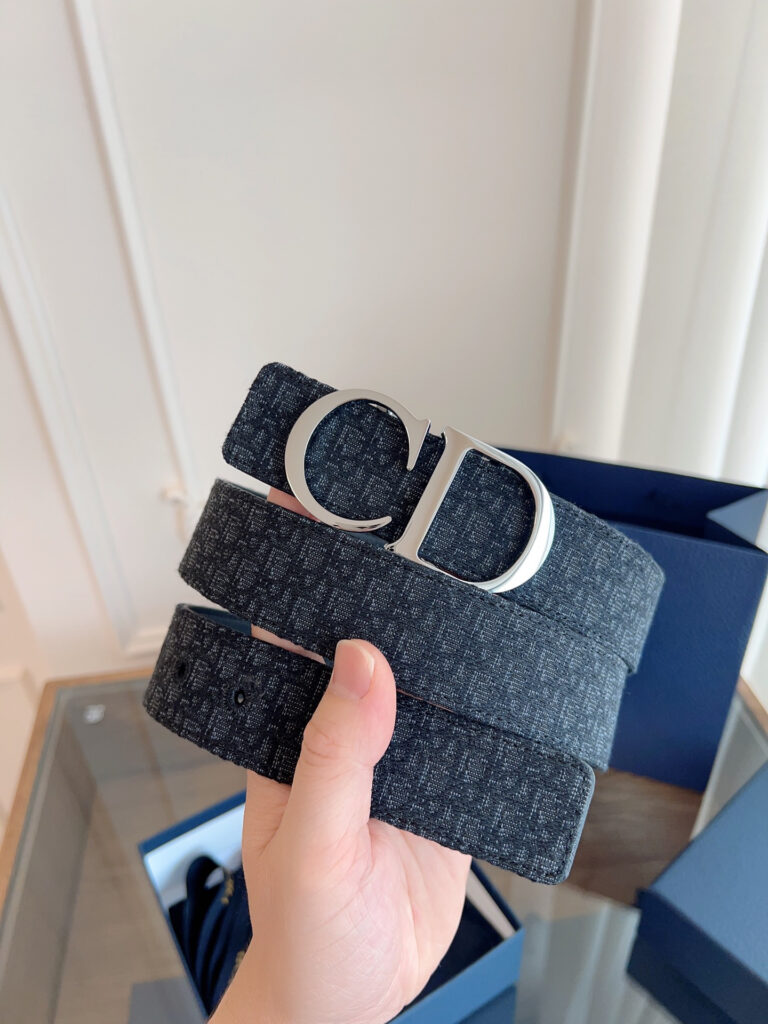 【注目新作】Dior ビジネスカジュアルベルト「全長約 100cm」