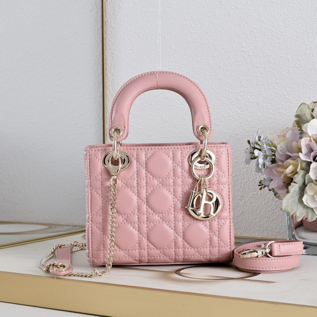【人気コレクション】レディ ディオール バッグ「Lady Dior Bag」