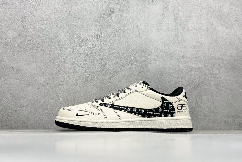「コラボモデル」Travis Scott x Nike x Burberry Air Jordan 1 Low 'Cream White' スニーカー