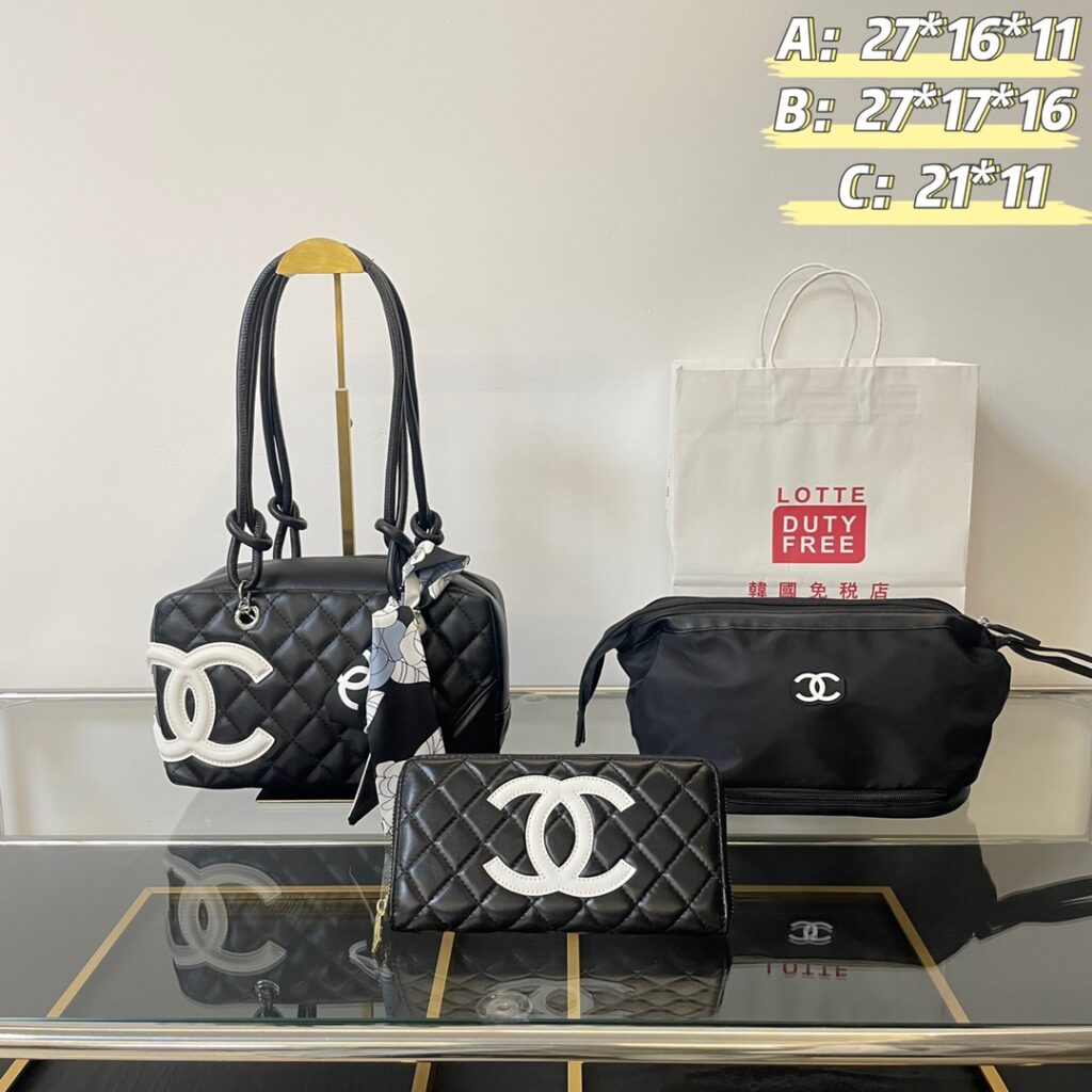 「シャネル」CHANEL ギフトボックス付き ボウリングバッグ 3 点セット
