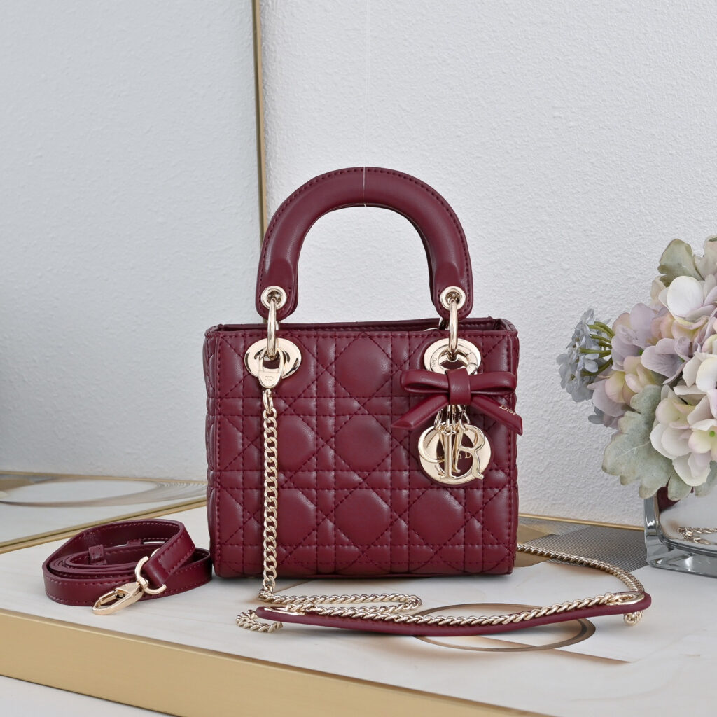 【人気コレクション】レディ ディオール バッグ「Lady Dior Bag」