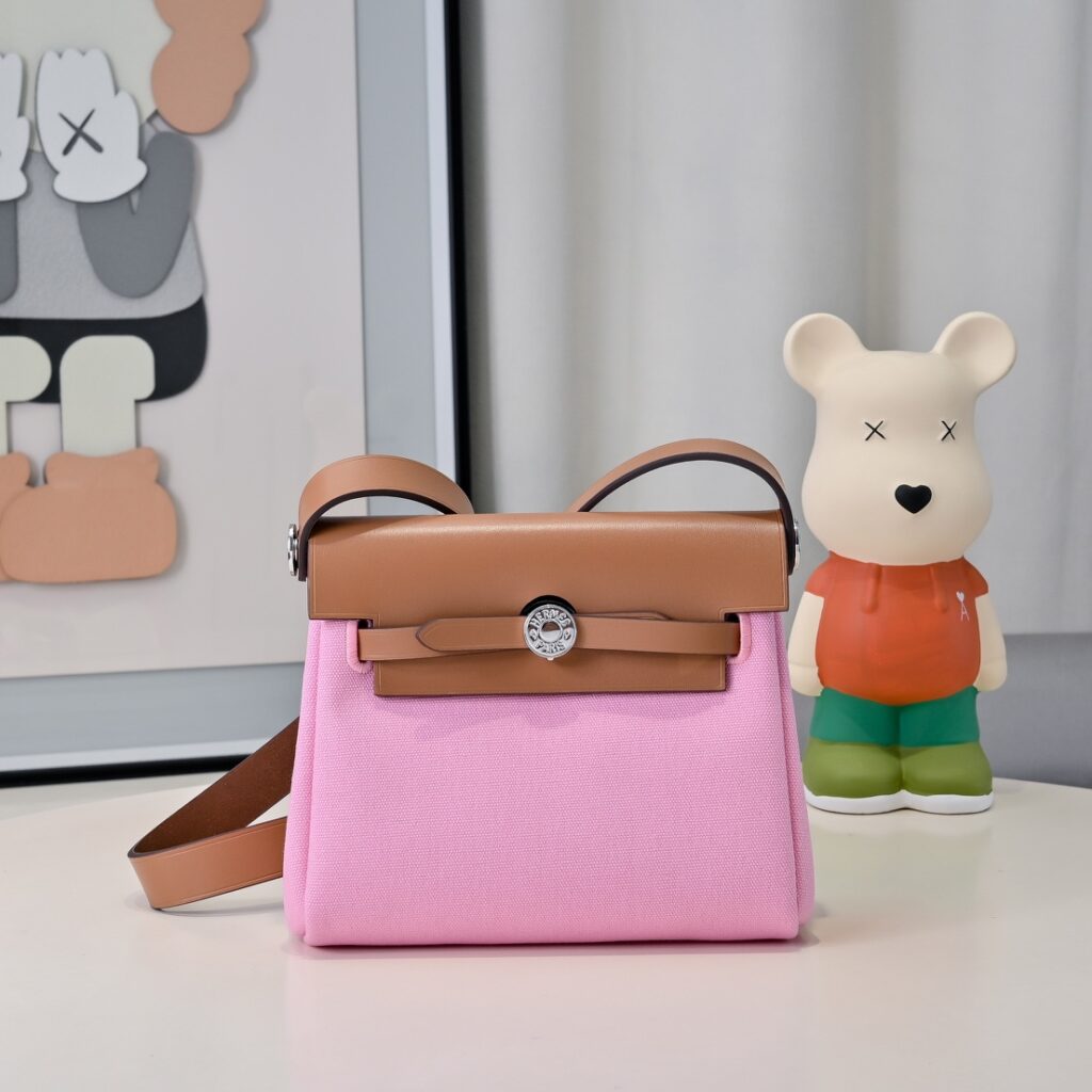 エルメス ミニ ハーバッグ ジップ 20 バッグ「Mini Herbag Zip Bag」