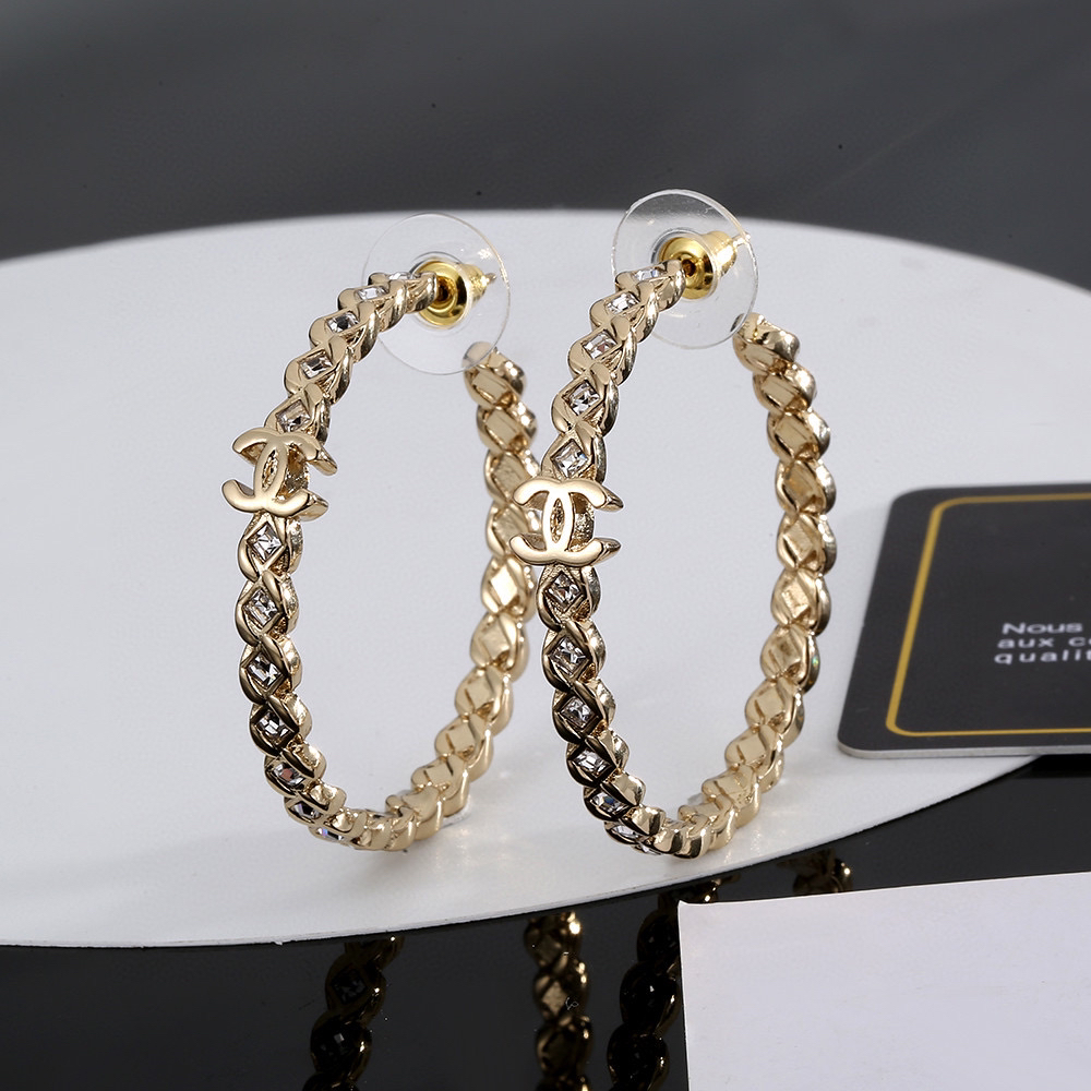 シャネル「Chanel」 オープンサークル ピアス